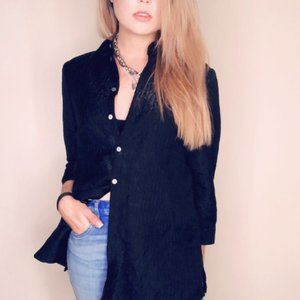 BLACK BUTTON UP TOP